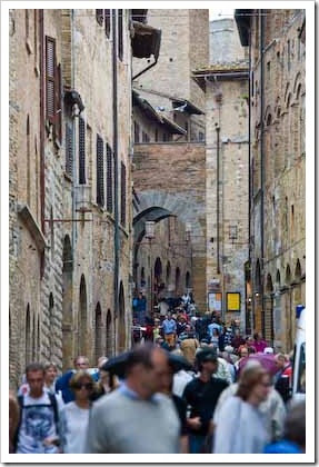 Crowded street on San Gimignano